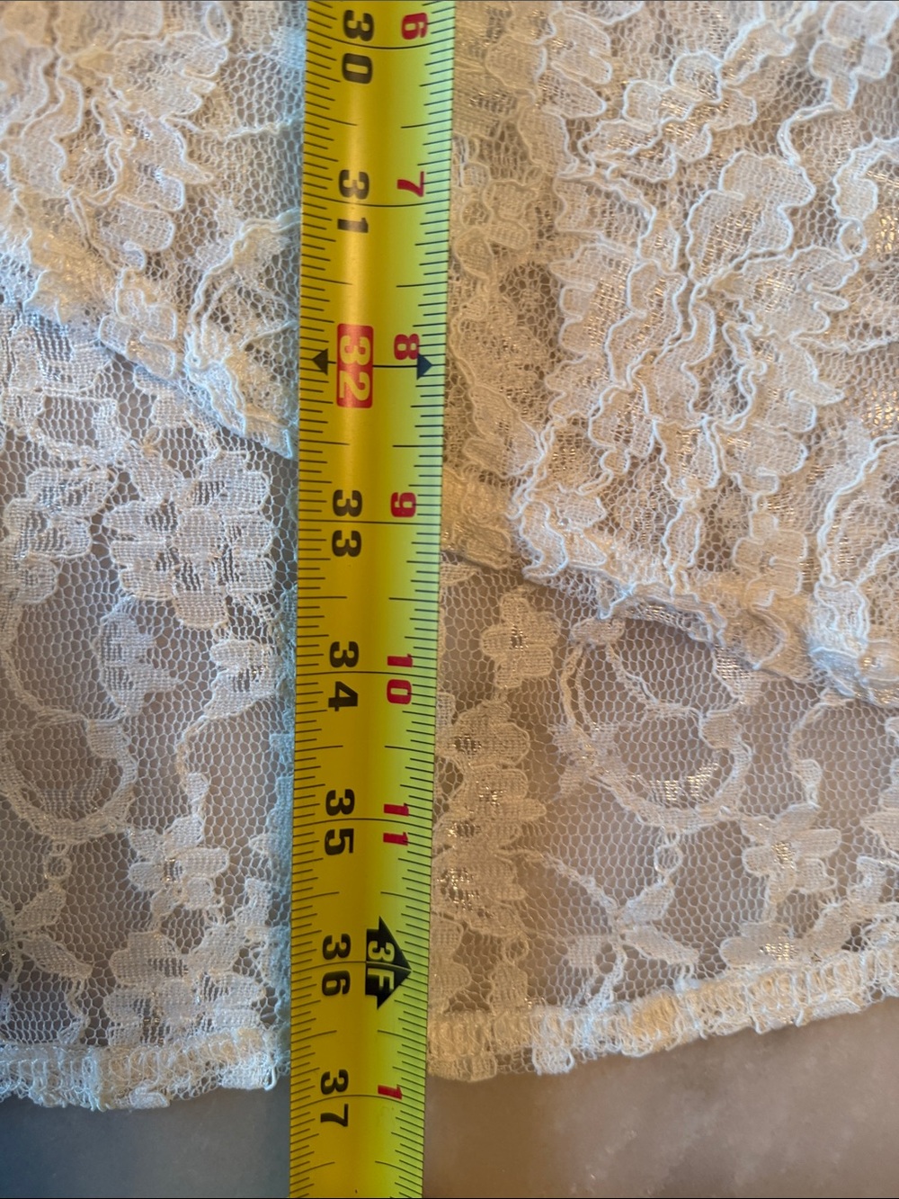 Comfy U.S.A Women’s Cream Lace Button-Down Tunic Shirt - Picture 6 of 15
